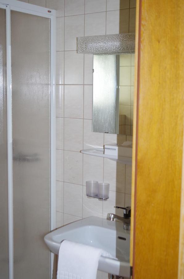 זאמנאון Hotel Edi מראה חיצוני תמונה